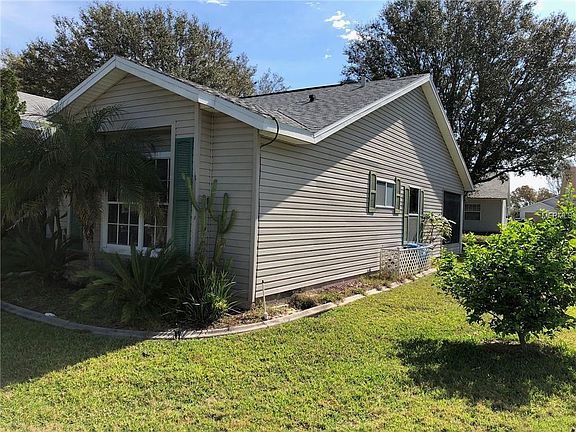2nd image of 25404 Waterbrook Ct