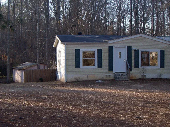 6 Crabapple Ct, Sharpsburg, GA 30277