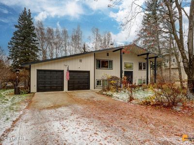 3740 Mount Blanc Cir, Anchorage, AK, 99508