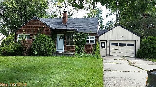 1st image of 248 S Elm St
