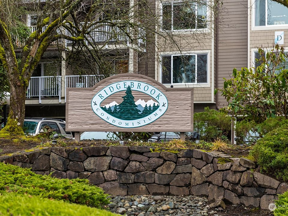 Ridgebrook Condo >