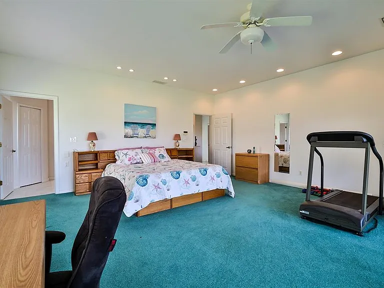 2437 Swordfish Ln — Photo 15