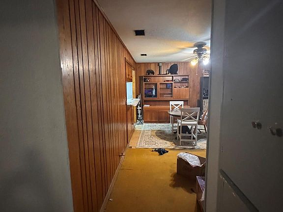 5th image of 1101 Southampton St