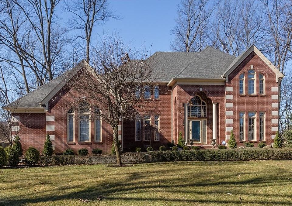 1st image of 9674 Woodstone Ct