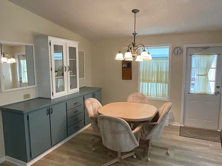 1229 La Flosita Dr — Photo 8