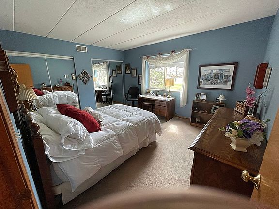 4th image of 6845 Forestview Dr APT 2B