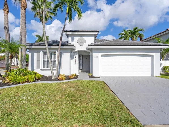 16593 NW 5th Ct, Pembroke Pines, FL 33028