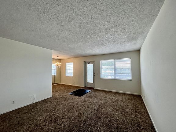 5th image of 29 Kent St #B