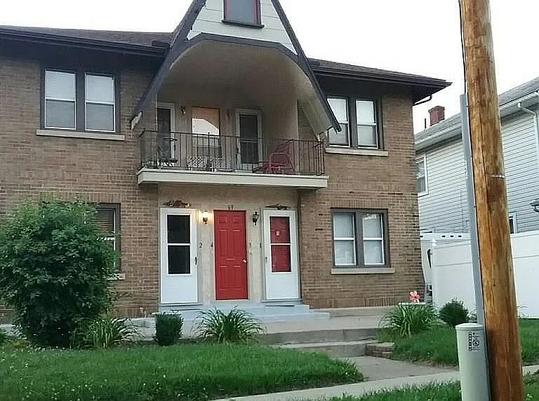 69 Waverly Ave #3 — Photo 1