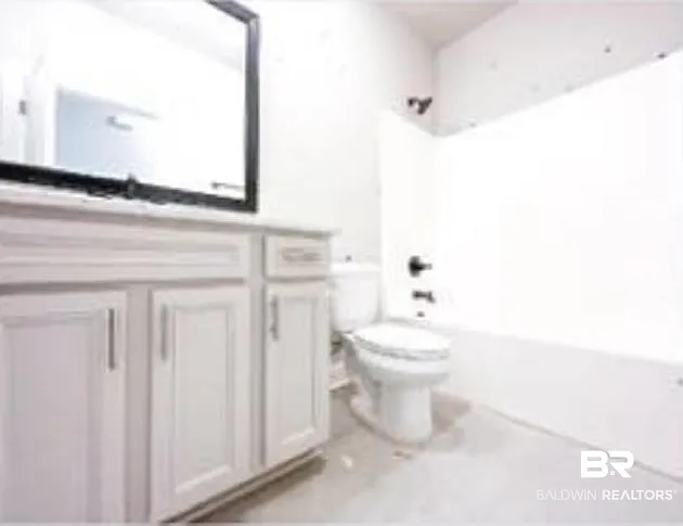 3 bed, 2.0 bath, 1668 sqft, $2,300 — Photo 4