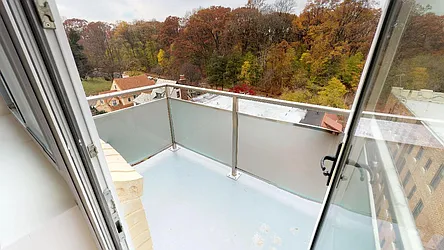 Rented by Metro Garden Realty NYC