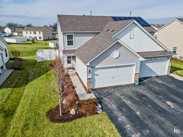 600 Vine St, Hampshire, IL 60140