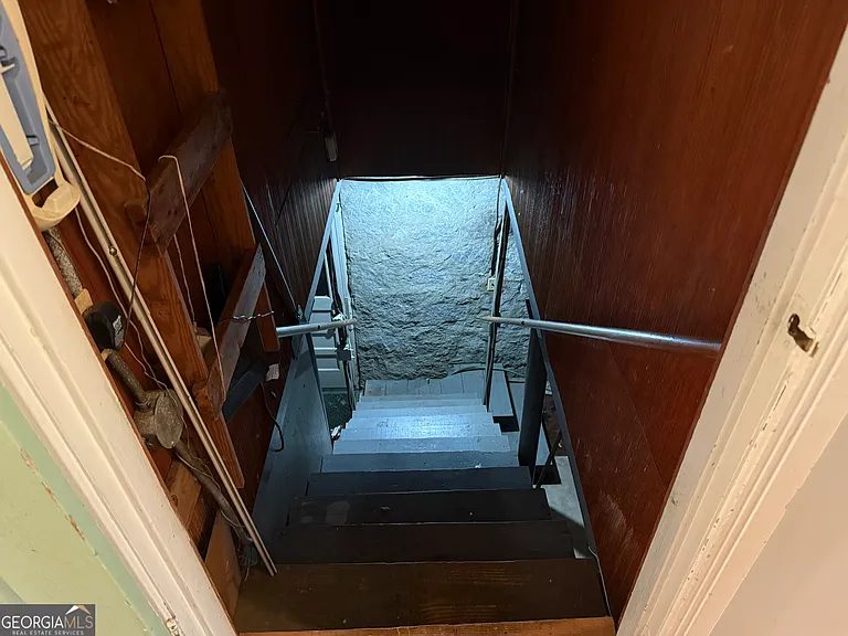 998 Highland Cir SE — Photo 28