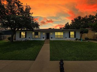 3411 Country Club Rd, Pantego, TX 76013