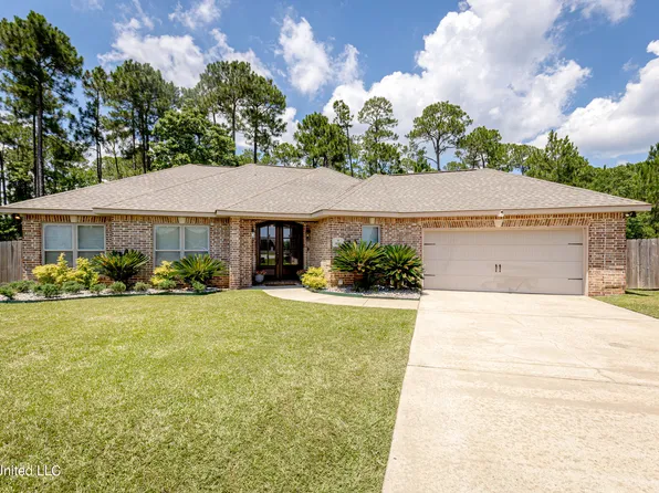 1020 Pelican Cv, Ocean Springs, MS 39564