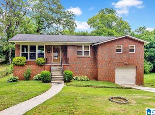 828 Fairfax Dr, Fairfield, AL 35064