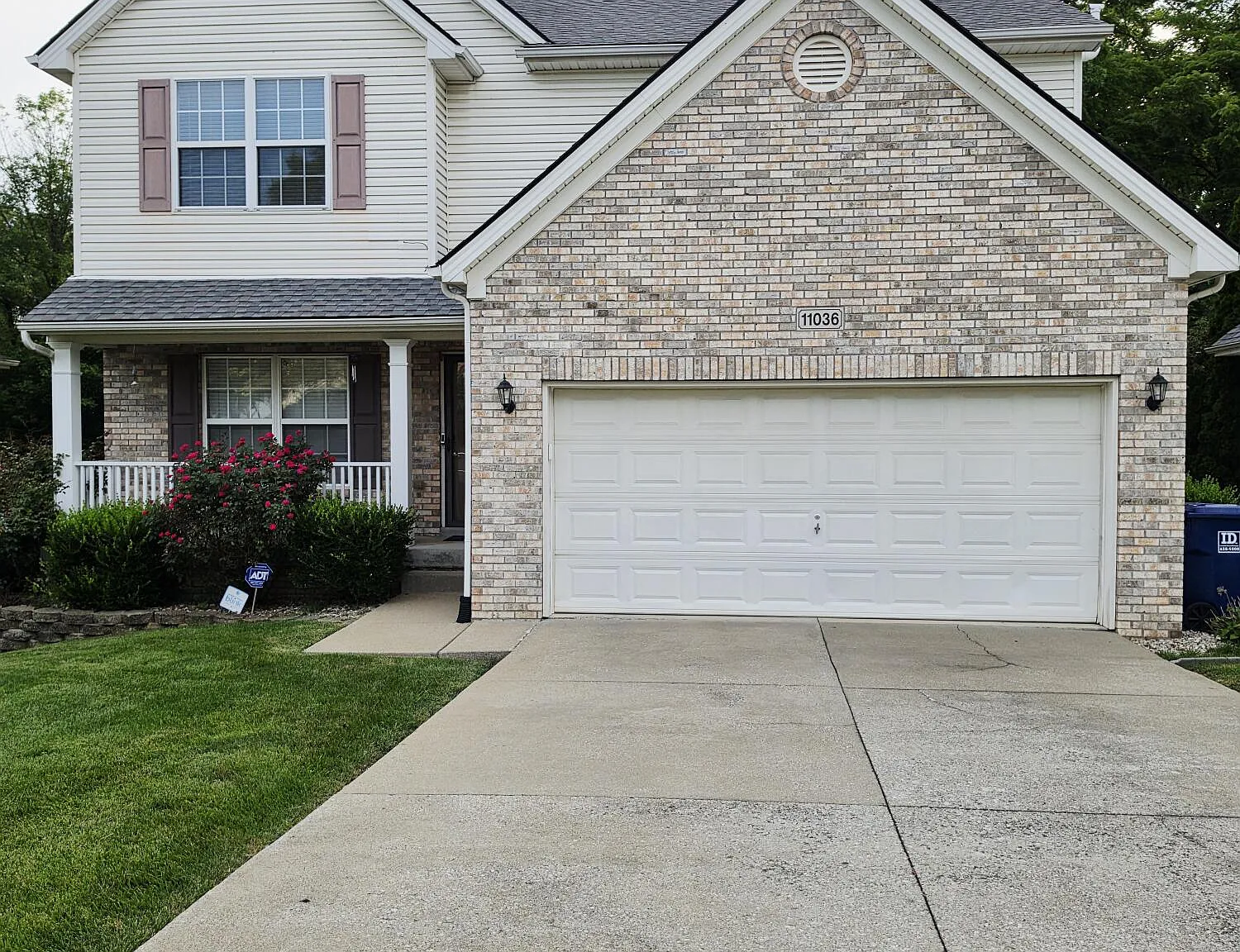 3 bed, 3.5 bath, 3060 sqft, $2,600 — Photo 3