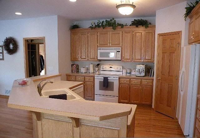 1st image of 11149 Tanglewood Ln N