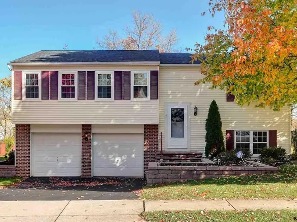 1737 Rainbow Cir, York, PA 17408