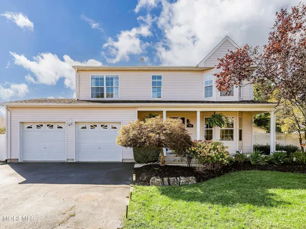 792 Dunedin Street, Toms River, NJ 08753