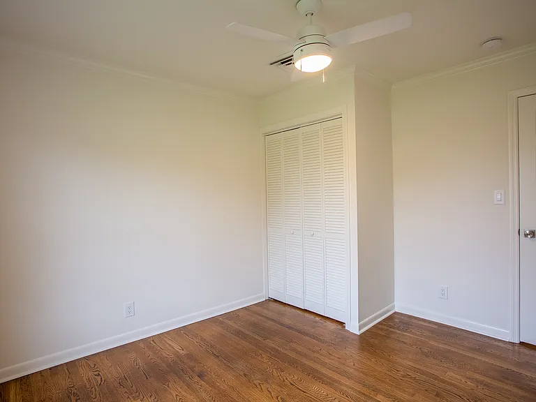 4714 Trousdale Dr — Photo 31