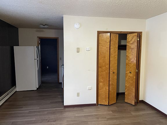 2nd image of 401 Slater St #1