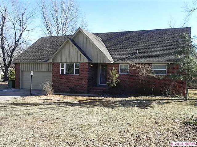 7827 Marilyn Ln
