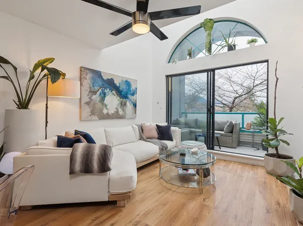 1966 Coquitlam Ave #300, Pt Coquitlam, BC V3B 7P8