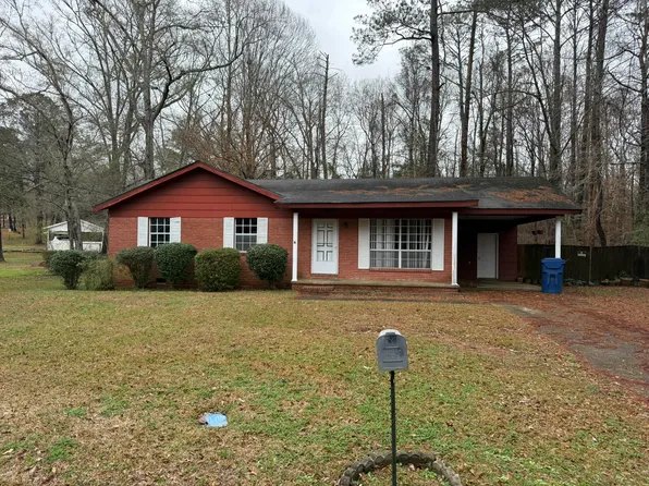 414 Sund Dr, Butler, AL 36904