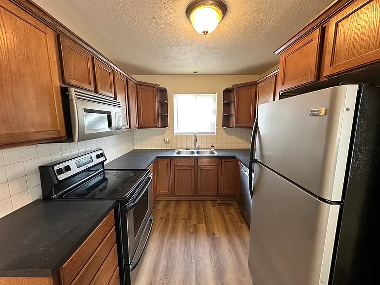 5028 N Linn Ave — Photo 8