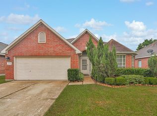 15318 Wimberly Park Dr, Houston, TX 77049