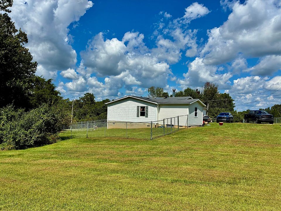 1st image of 7045 Cathy Rd