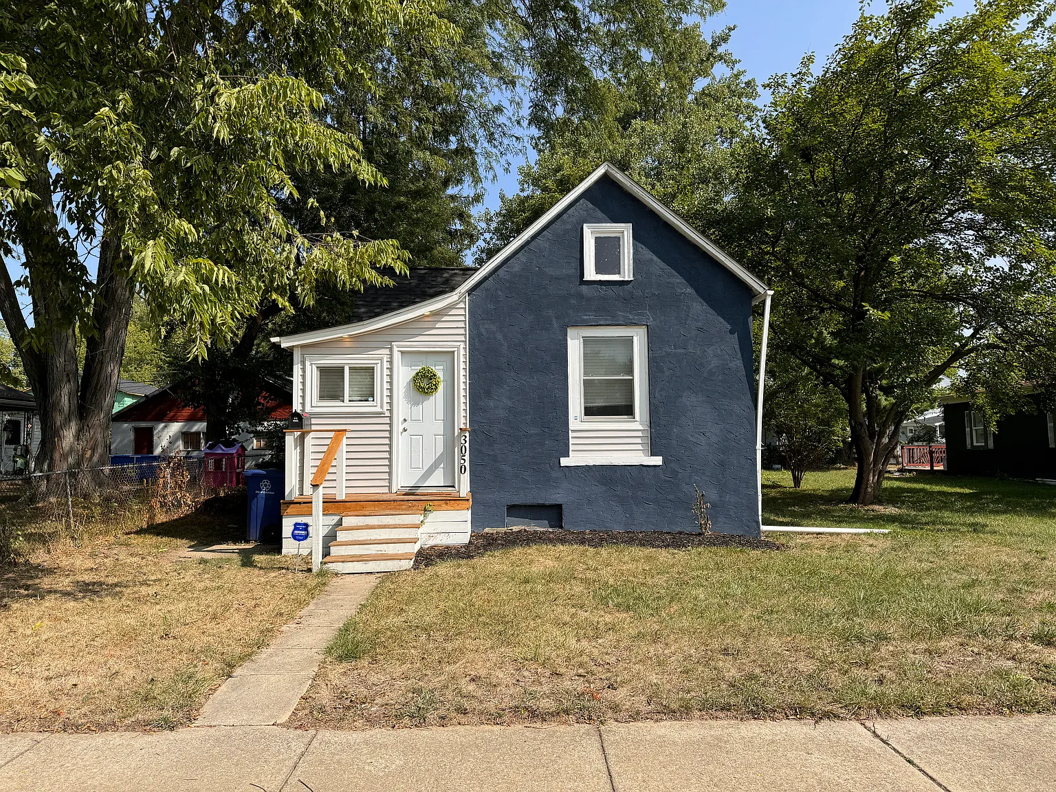 3050 E 7th Ave photo 1