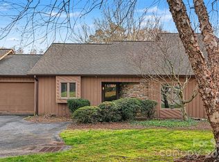 1742 12th St NE, Hickory, NC 28601