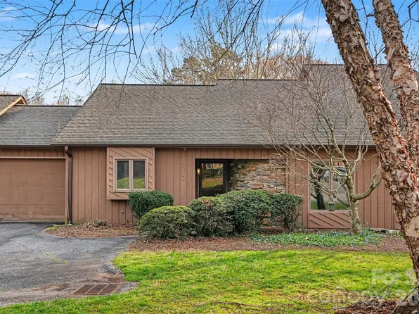 1742 12th St NE, Hickory, NC 28601