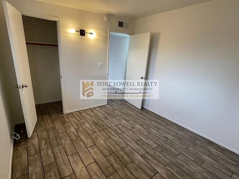 1302 N Richey Blvd — Photo 8