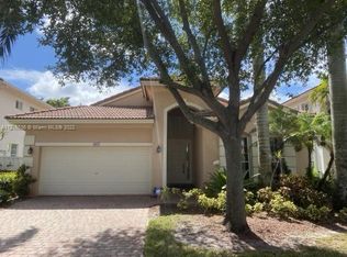 1857 NW 72nd Way, Pembroke Pines, FL 33024