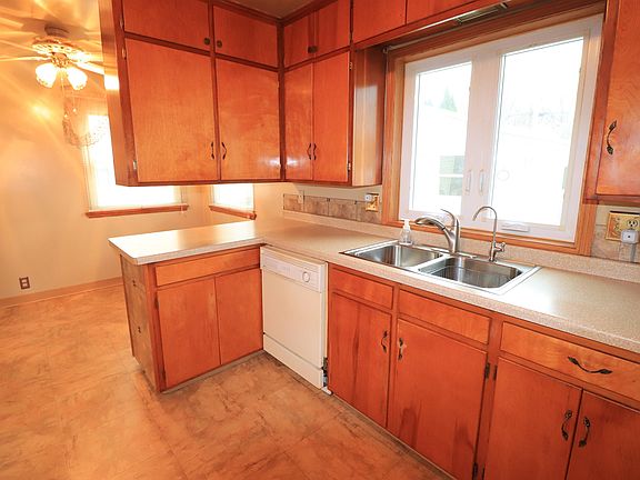 2nd image of 1429 Greenview Ave