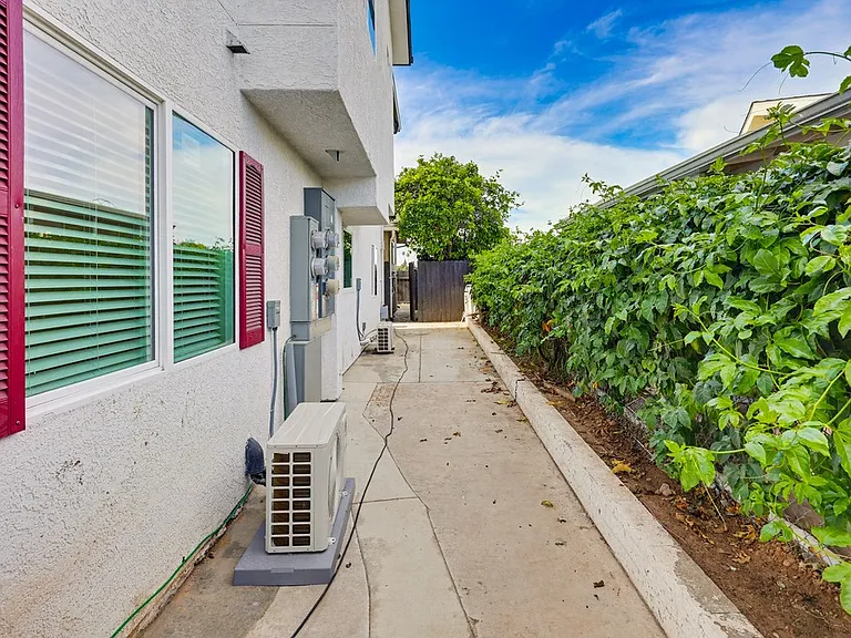 3330 Altadena Ave #1 — Photo 10