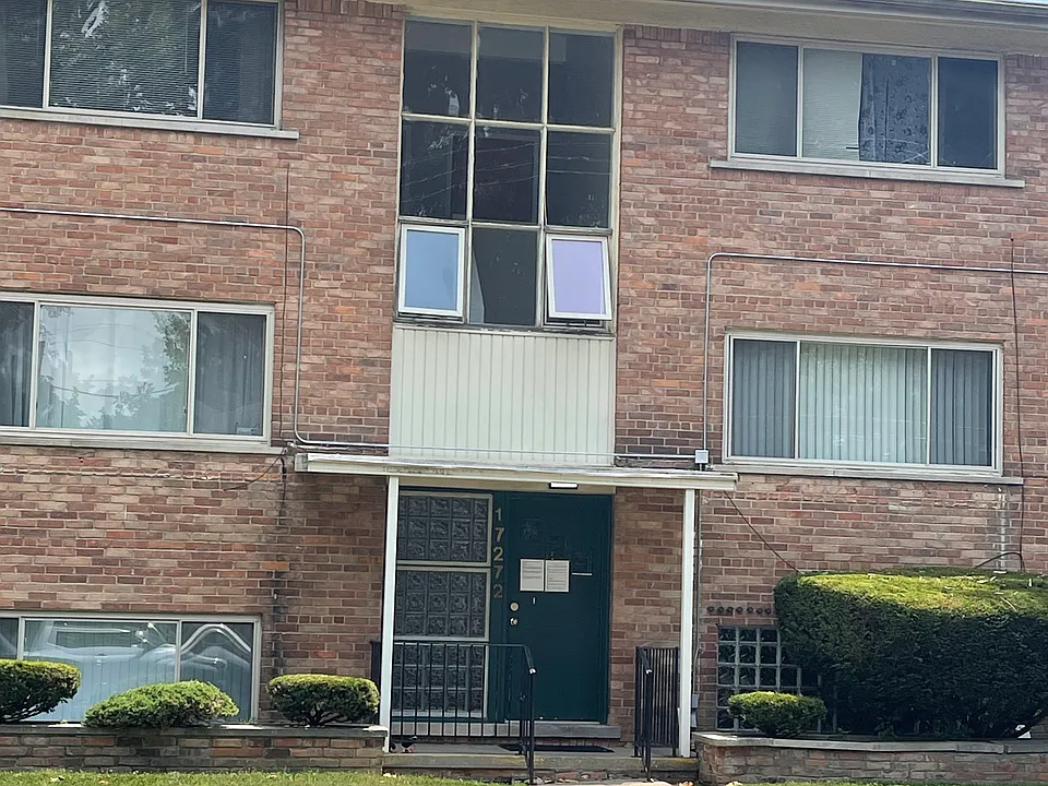 17272 Bentler St #37