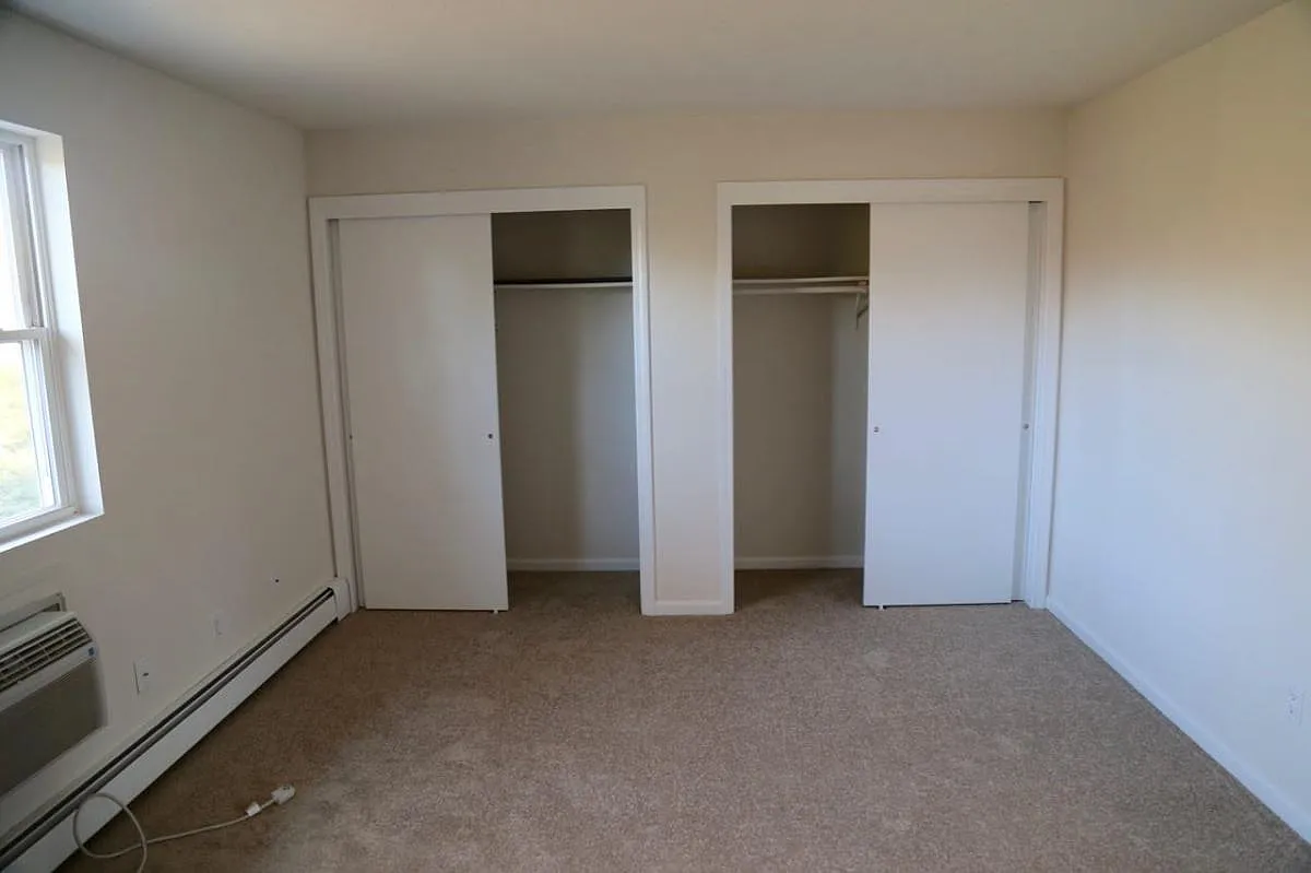 2 bed, 1.5 bath, 1200 sqft, $2,400 — Photo 4