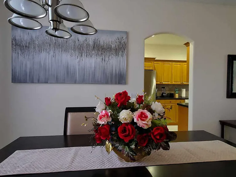 2323 Pan American Blvd — Photo 44