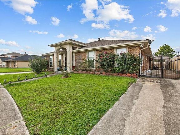 3rd image of 11276 Fernley Dr