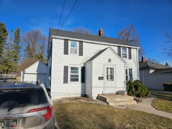 611 11th St SW, Willmar, MN 56201