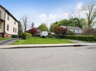 10 Miller St, Beacon, NY 12508