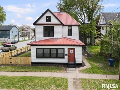 903 W 6th St, Davenport, IA, 52802