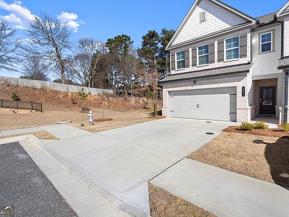 4th image of 236 Vision St