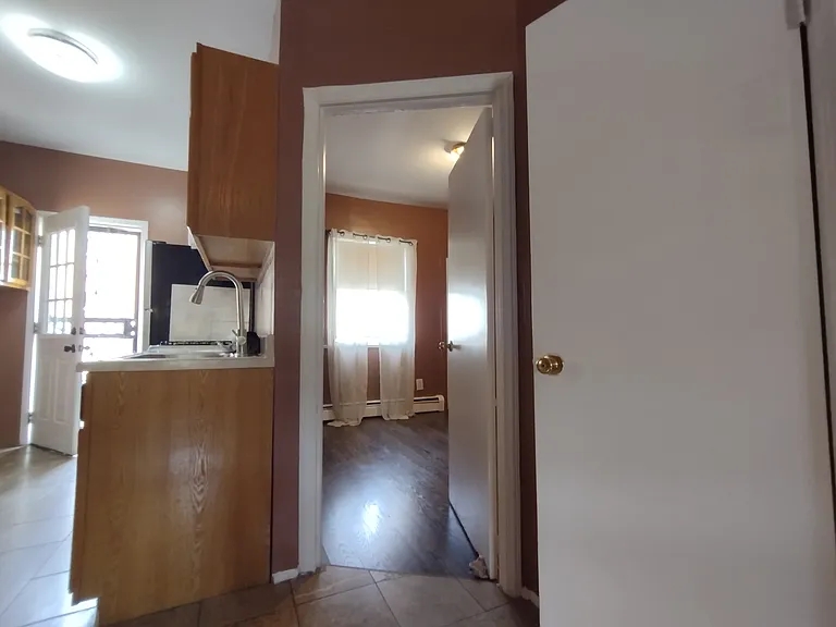 1478 E 93rd St #1 — Photo 5