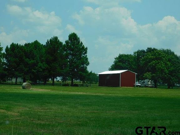 3rd image of 776 County Road 1330