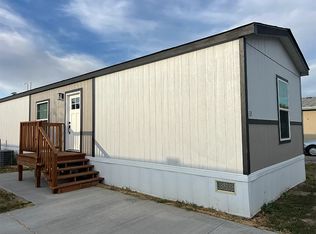 E11 Meadows Ct, Alliance, NE 69301